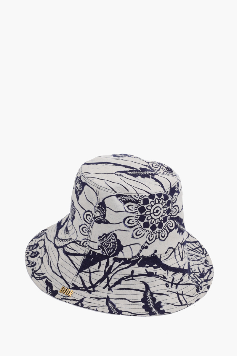 CHRISTIAN DIOR Reversible Wax Toile De Jouy Bucket Hat in White Multicolors 2