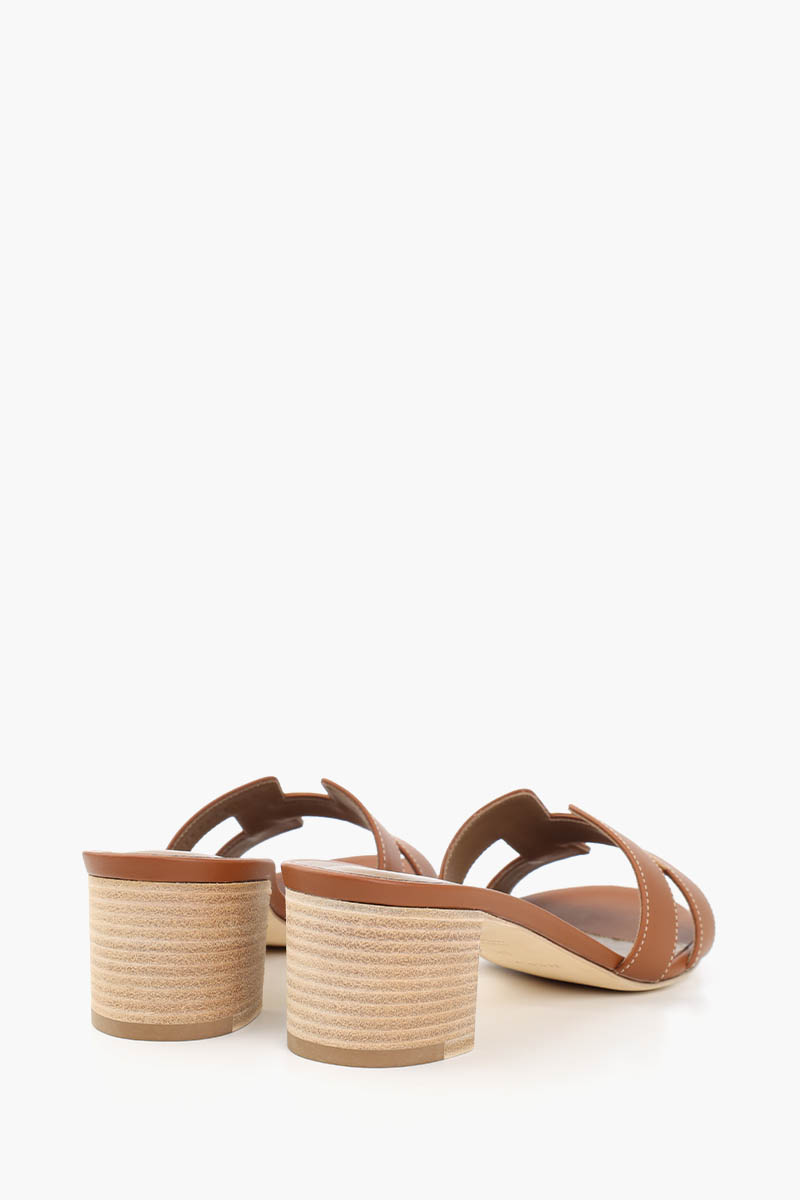 HERMÈS Oasis Sandals In Gold Calfskin 1
