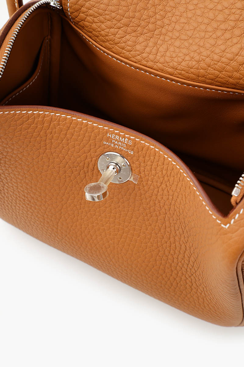 HERMÈS BNIB Mini Lindy Bag in Gold Taurillon Clemence Leather PHW #W 3