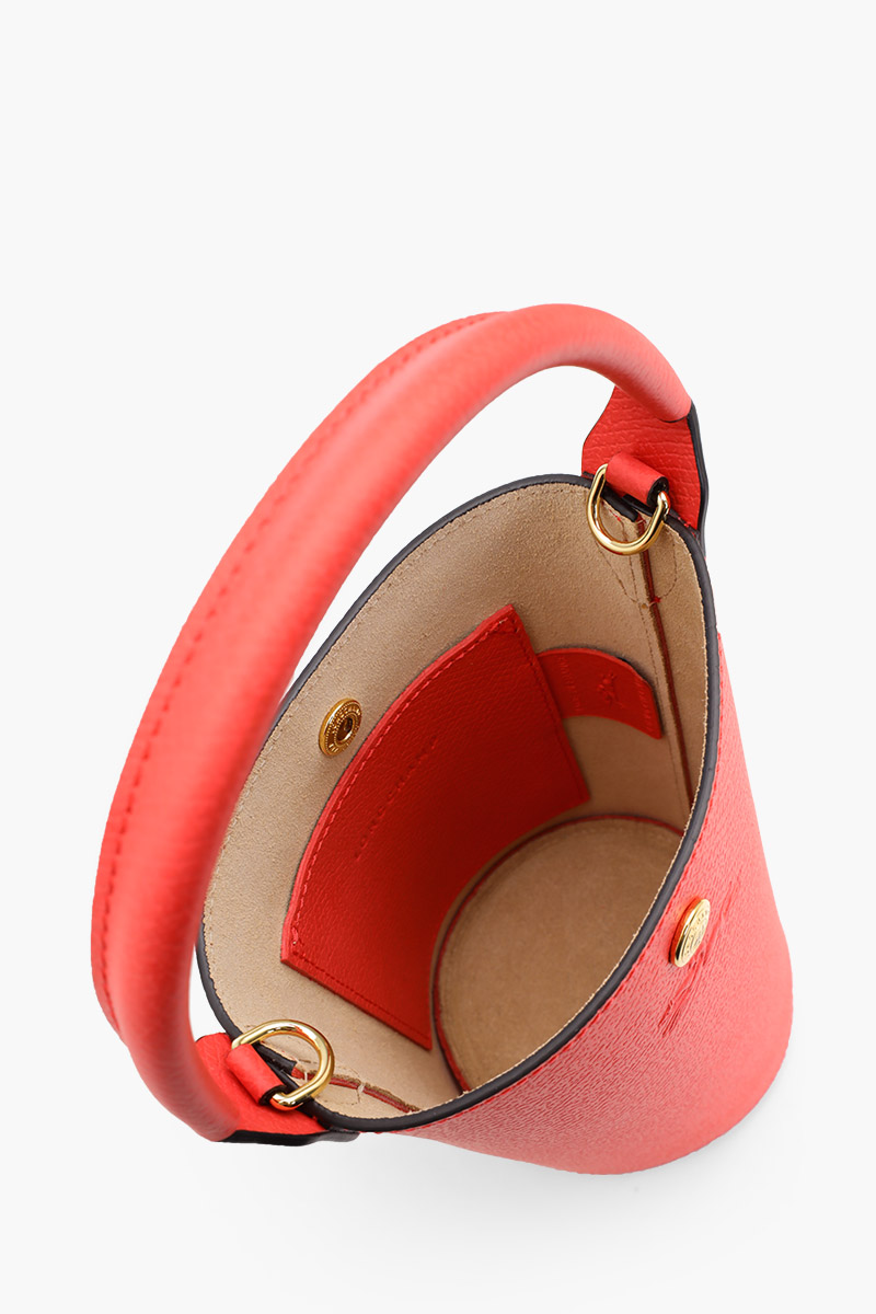 LONGCHAMP Epure Bucket Crossbody Bag in Strawberry Leather 3