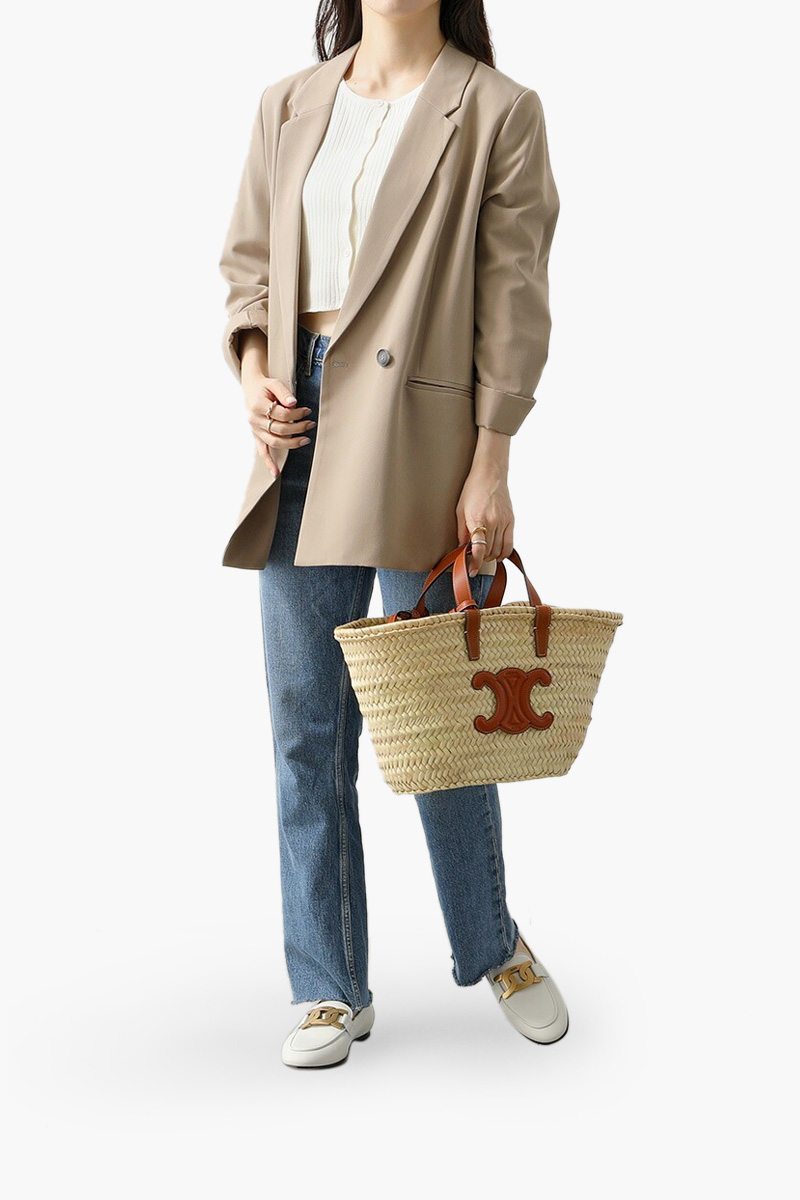 CELINE Teen Triomphe Classic Panier in Natural/Tan 4