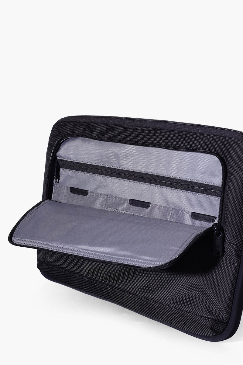 TUMI Gen 4.3 Core Large Laptop Cover in Black Ballistic Nylon 3