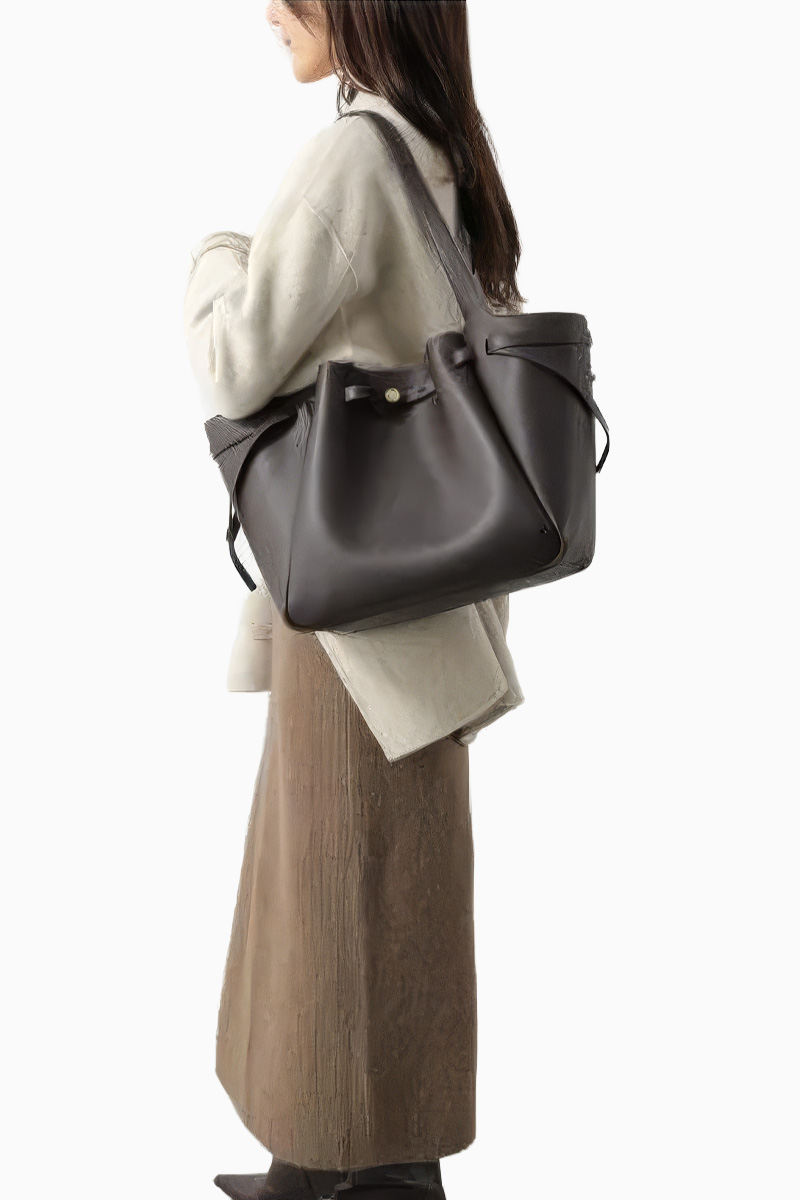 TORY BURCH Large Romy Tote Bag in Coffee Soft Pebbled Leather 4