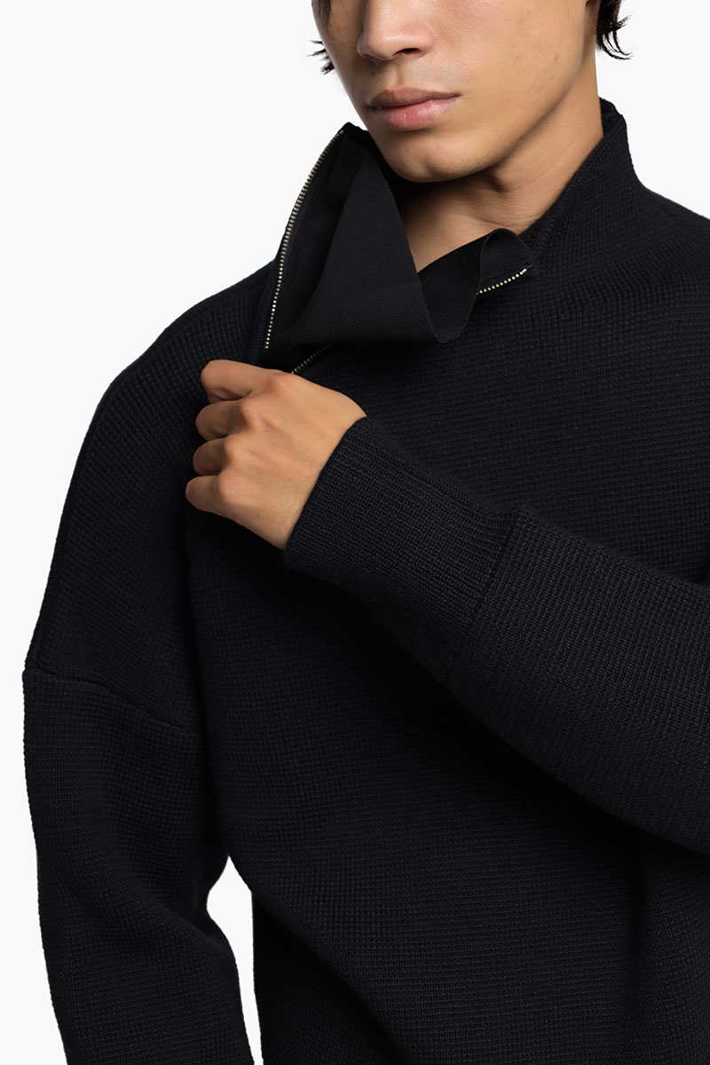 JACQUEMUS Men La Maille Jannu Jumper in Black 3