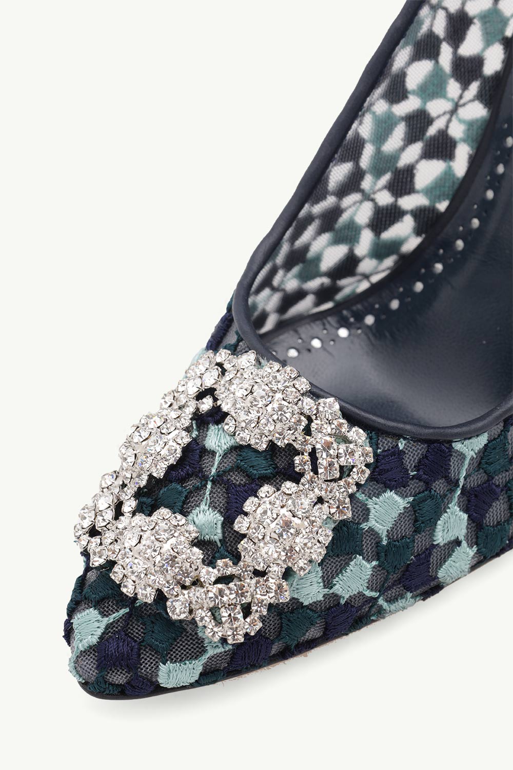 MANOLO BLAHNIK Hangisi Floral Embroidery 10.5cm Pumps in Navy/Turquoise Lace x Nappa with White Crystal 4
