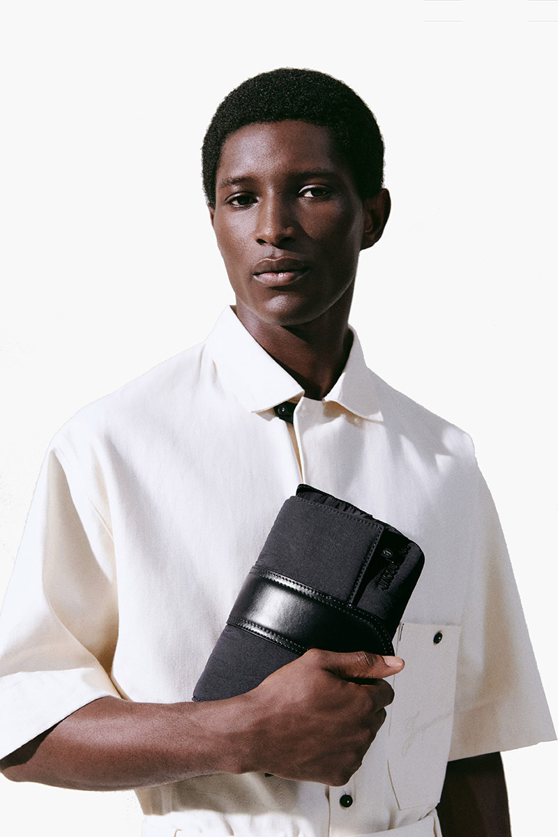 JACQUEMUS The Small Bambino Messenger Bag in Black Nylon 4