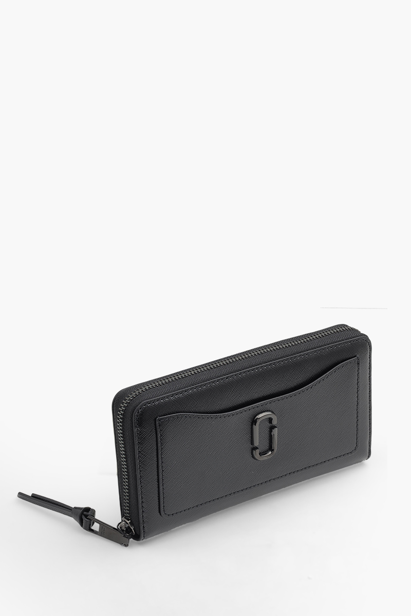 MARC JACOBS The Utility Snapshot DTM Continental Wallet in Black Saffinao Leather 2