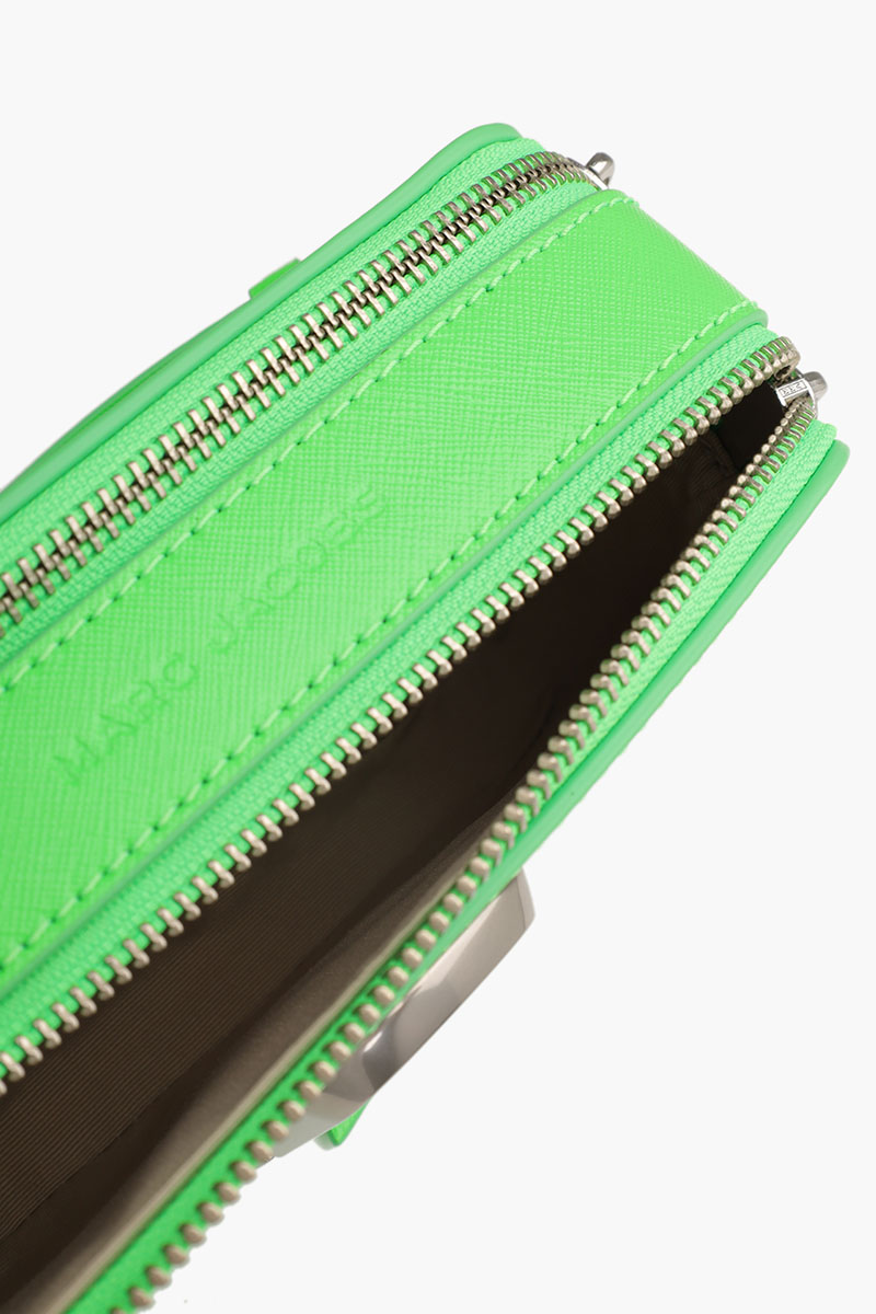 MARC JACOBS Small The Utility Snapshot Camera Bag in Apple 3