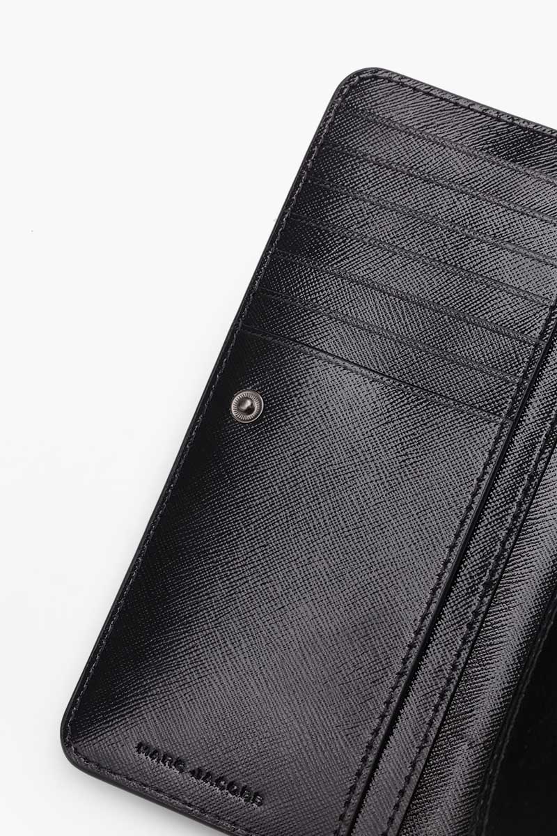 MARC JACOBS The Utility Snapshot Long Wallet in Black 4