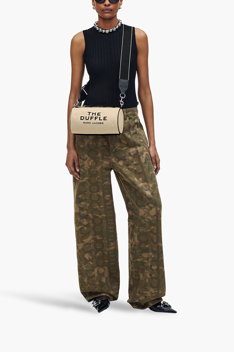 MARC JACOBS The Jacquard Duffle Bag in Warm Sand 4