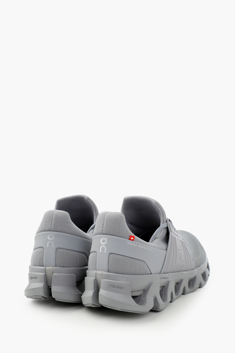 ON Men Cloudswift 4 AD Sneakers in Alloy/Frost 1