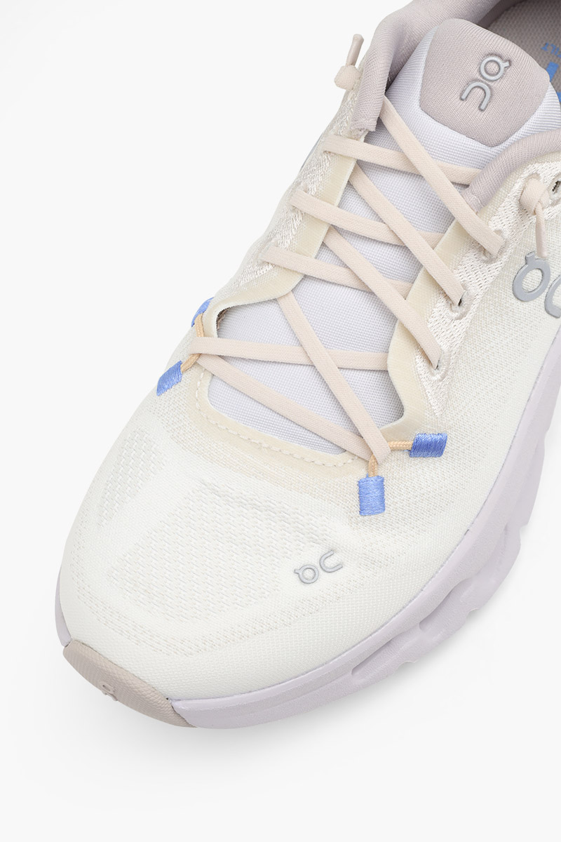 ON Women Cloudtilt Running Sneakers in Sand/Lavender 4