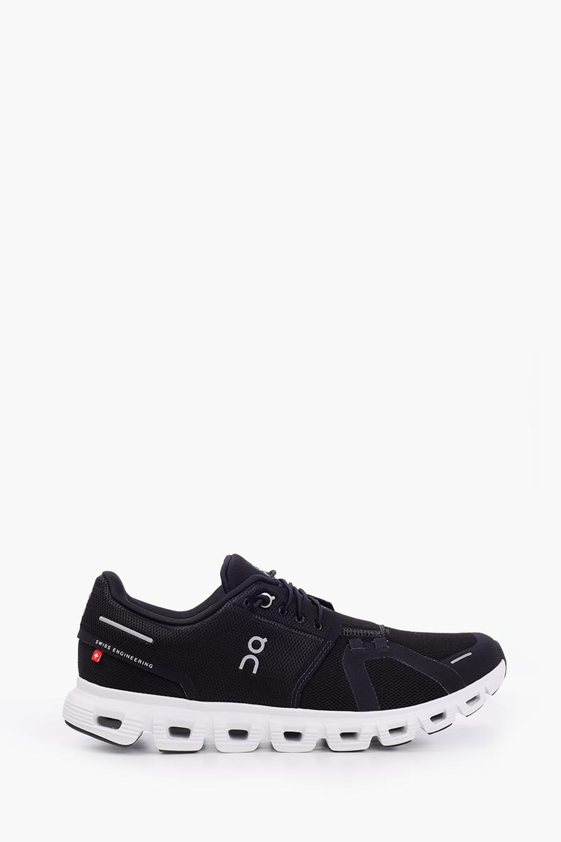 ON Women CLoud 6 Sneakers in Black/White 0
