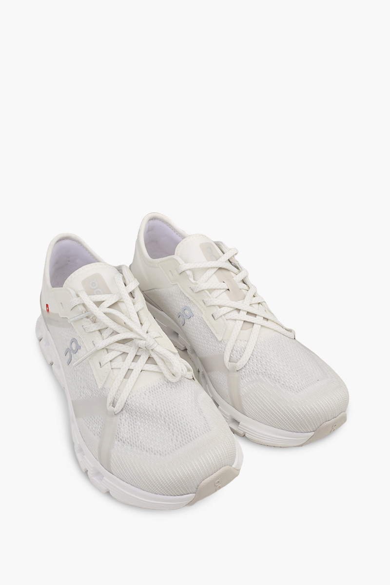 ON Women Cloud X 4 AD Sneakers in White/Wolf 1