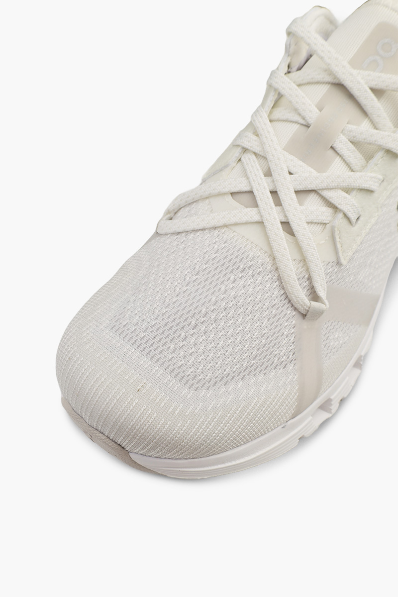 ON Women Cloud X 4 AD Sneakers in White/Wolf 4