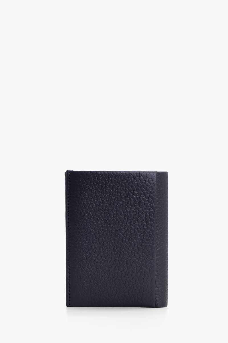 HUGO BOSS Lettering Logo Wallet in Black Grained Leather with 8 Card Slots 1