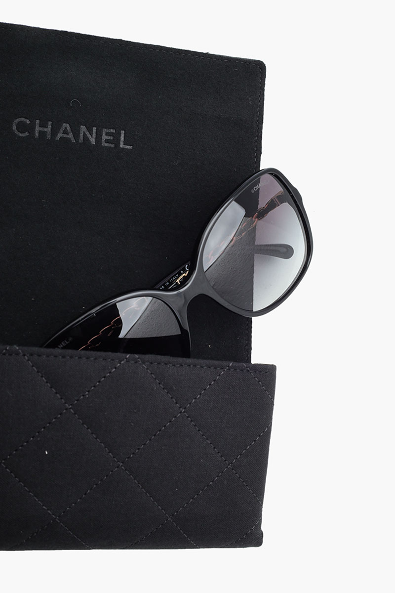 CHANEL Square Shell Chain Detail Sunglasses in Black/Grey/Gradient Acetate 4