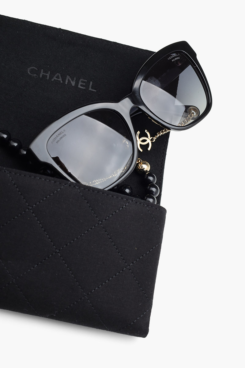 CHANEL Square Sunglasses in Black/Grey/Polarized Gradient Acetate with Eyeglasses Chain 4