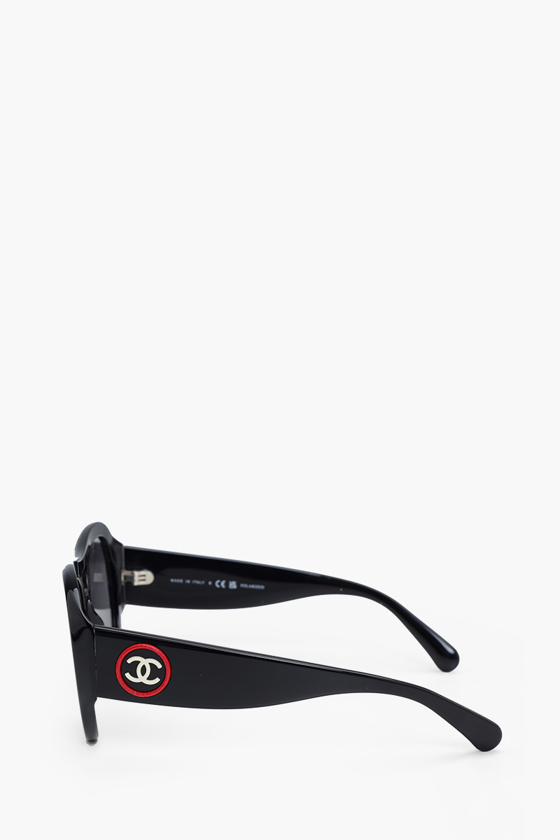 CHANEL Pilot CC Logo Sunglasses in Black/Grey/Polarized Acetate 3