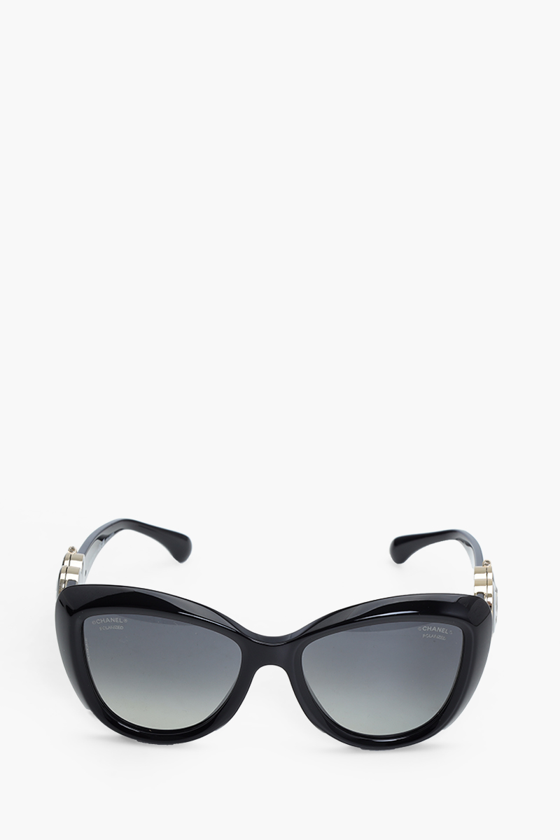 CHANEL Charming Hearts Butterfly Sunglasses in Black/Grey/Polarized Gradient Acetate 0