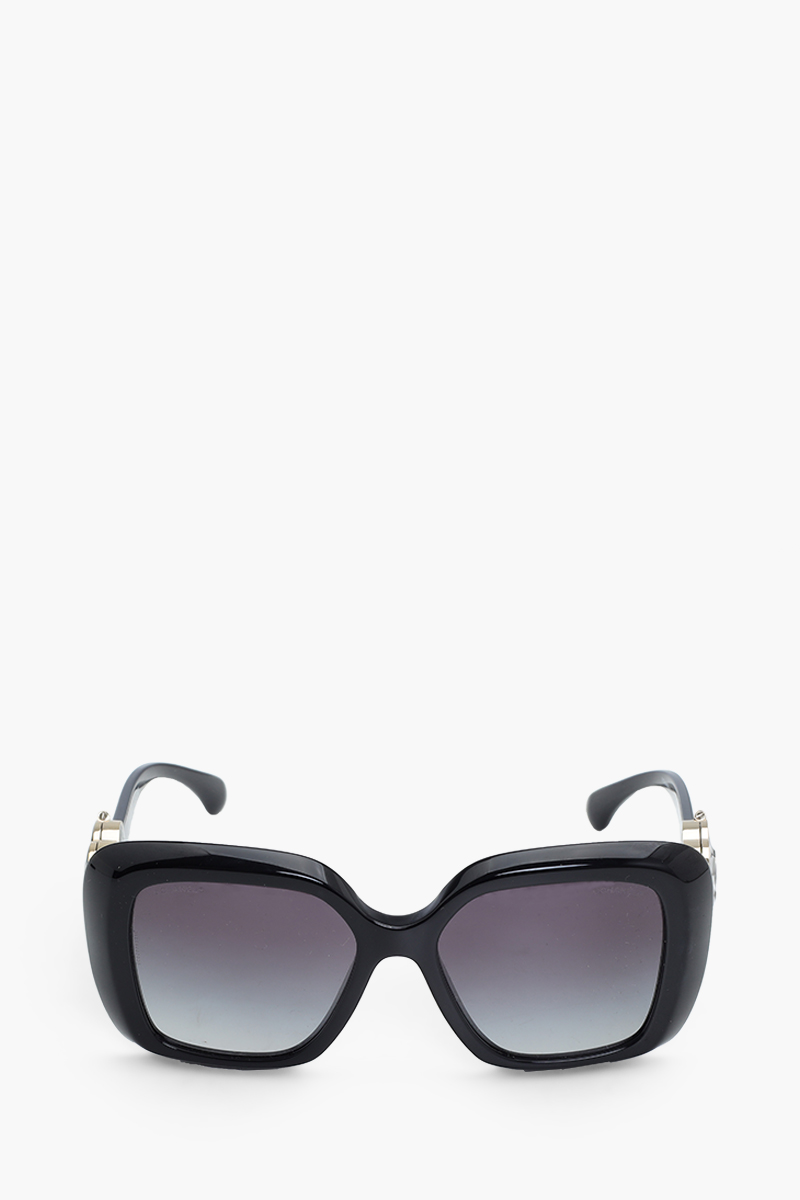 CHANEL Charming Hearts Square Sunglasses in Black/Grey Gradient Acetate 0