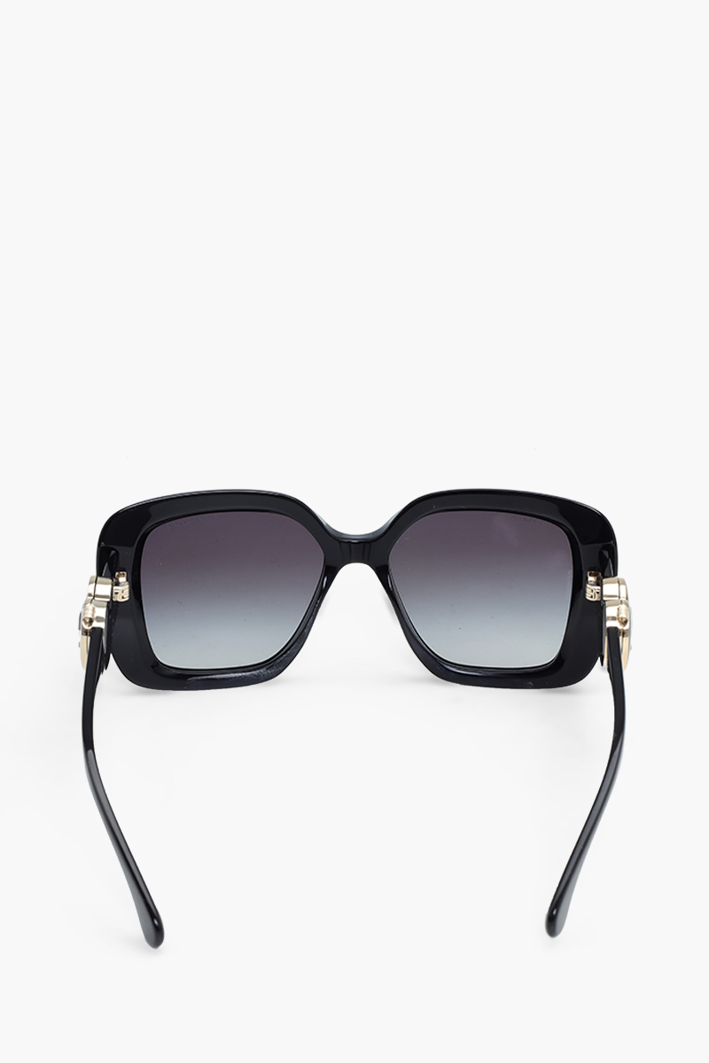 CHANEL Charming Hearts Square Sunglasses in Black/Grey Gradient Acetate 1