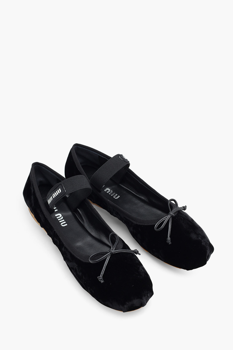 MIU MIU Bow Elastic Band Ballerina in Black Velvet with Logo 1