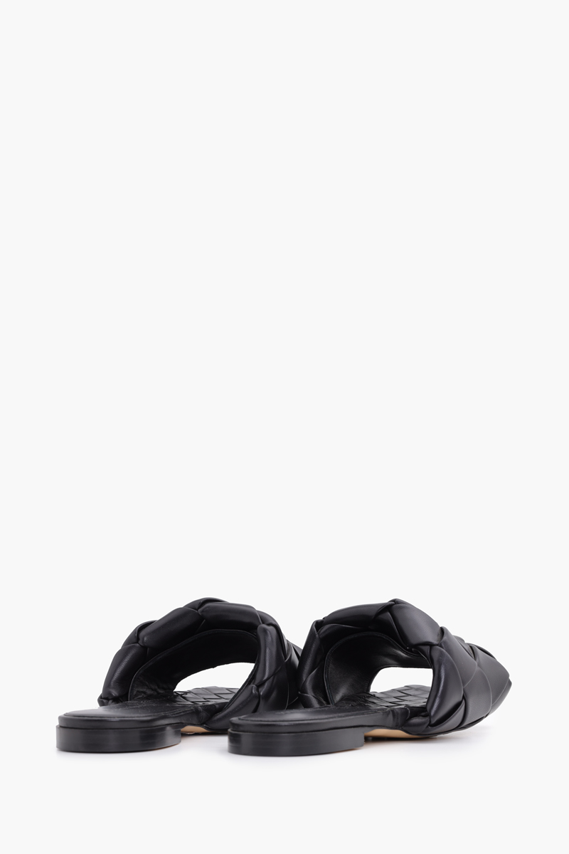 BOTTEGA VENETA BV Lido Woven Flat Sandals in Black 2