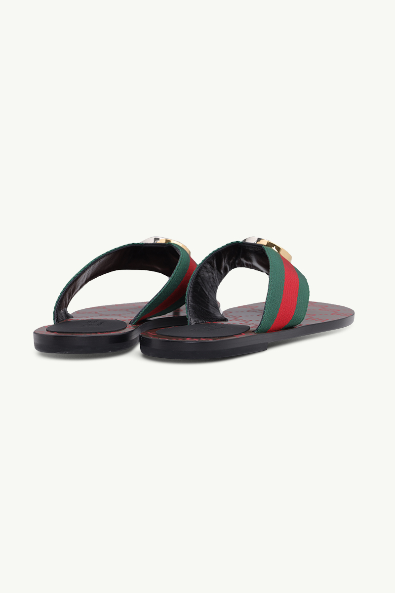 GUCCI Women GG Thong Web Sandals in Black with Interlocking G  2