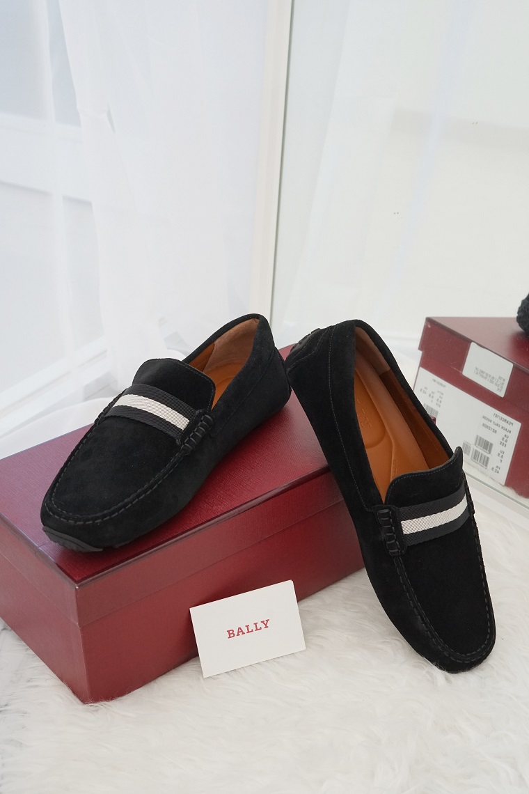 BALLY Men Driver Pearce Loafers in Black Suede with Trainspotting Stripe Fashion Forth