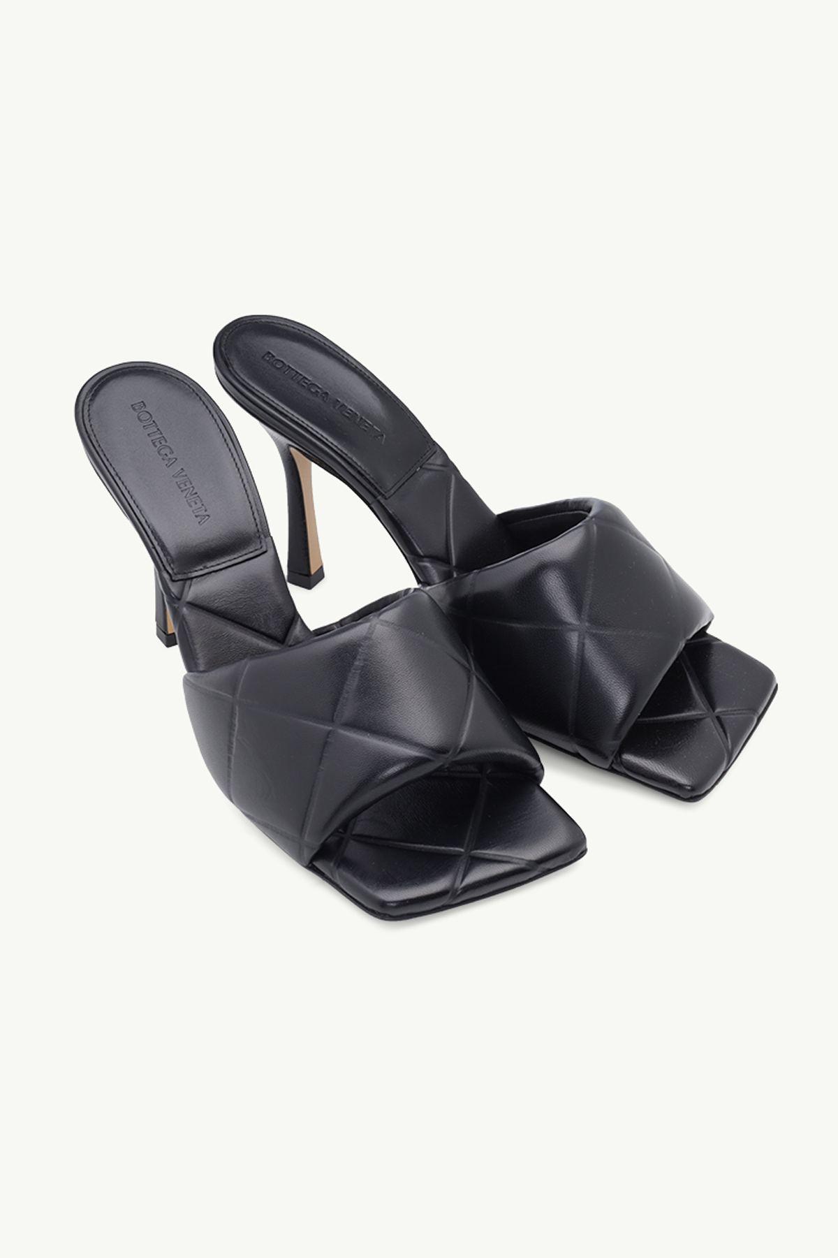 BOTTEGA VENETA Women BV Lido Rubber 9cm Sandals in Black 1