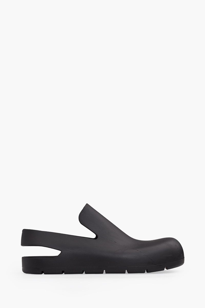 BOTTEGA VENETA Women Puddle Rubber Slingback Sandals in Black 0