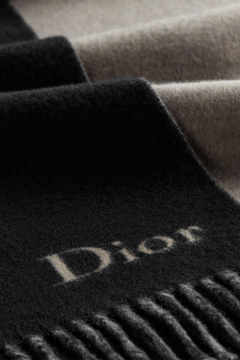 CHRISTIAN DIOR Double-Sided Scraf in Black/Grey Wool and Cashmere 3