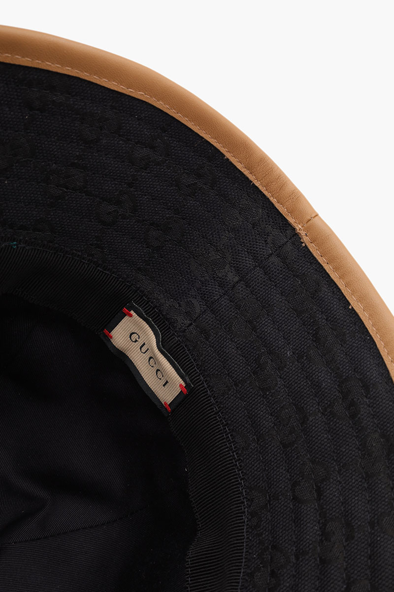 GUCCI Women GG Supreme Brimmed Bucket Hat in Black Canvas with Green/Red Web 3