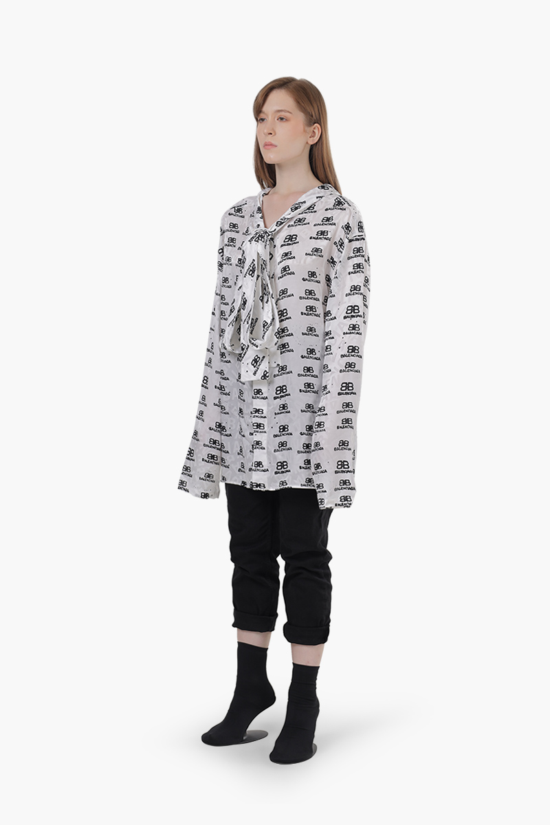 BALENCIAGA Women All Over BB Icon Oversized Shirt in White/Black Silk 2