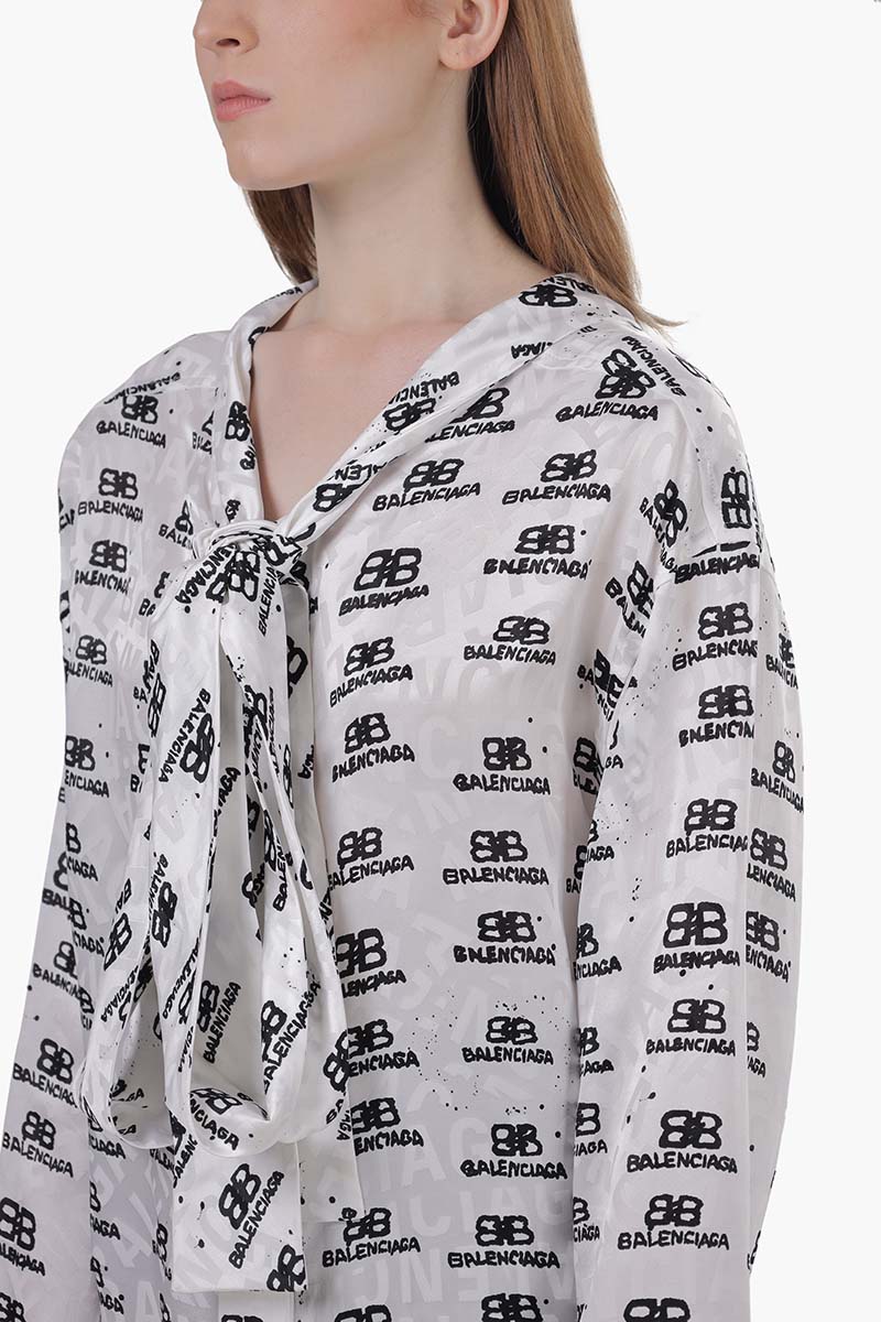 BALENCIAGA Women All Over BB Icon Oversized Shirt in White/Black Silk 3