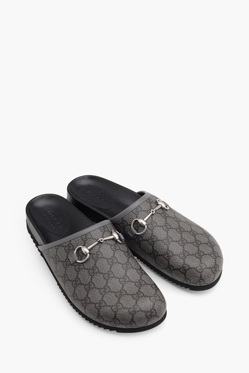 GUCCI Men GG Supreme Mules in Grey/Black with Horsebit 1