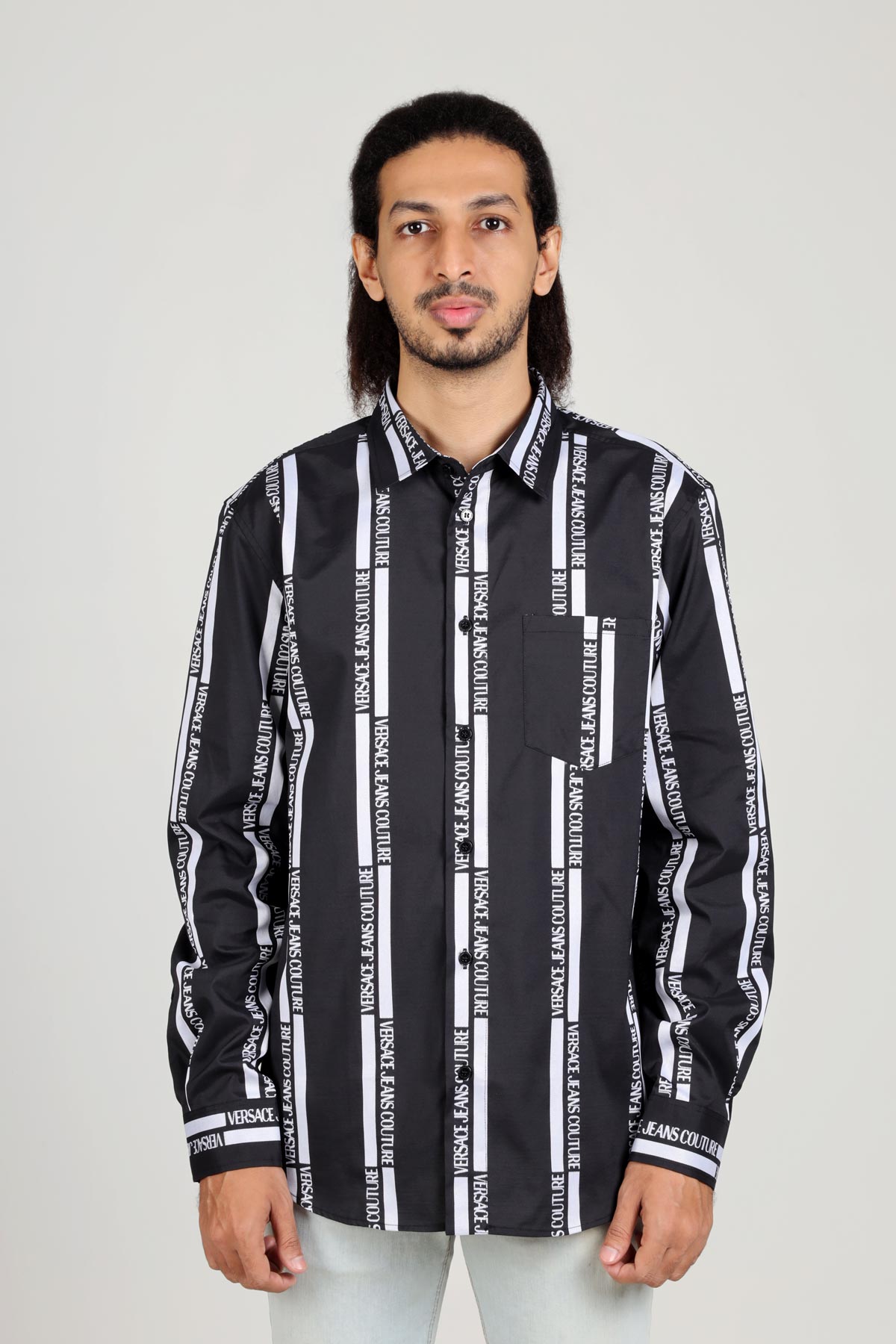VERSACE JEANS COUTURE Men All Over Lateral Logo Print Long Sleeves Shirt in Black/White 1