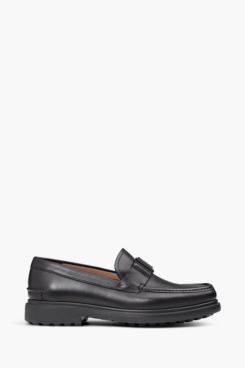 SALVATORE FERRAGAMO Men Plano Vara Moccasin in Black Calf with Chunky Sole 0