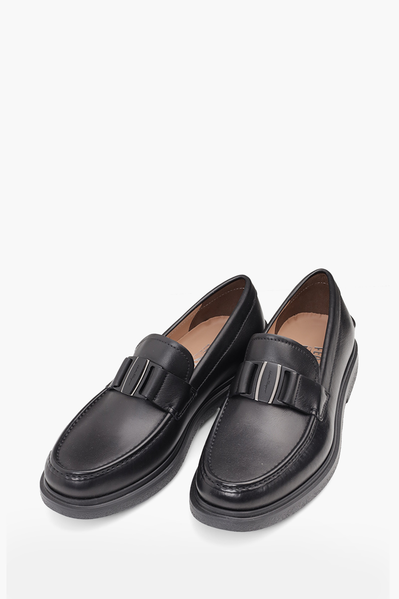 SALVATORE FERRAGAMO Men Plano Vara Moccasin in Black Calf with Chunky Sole 1