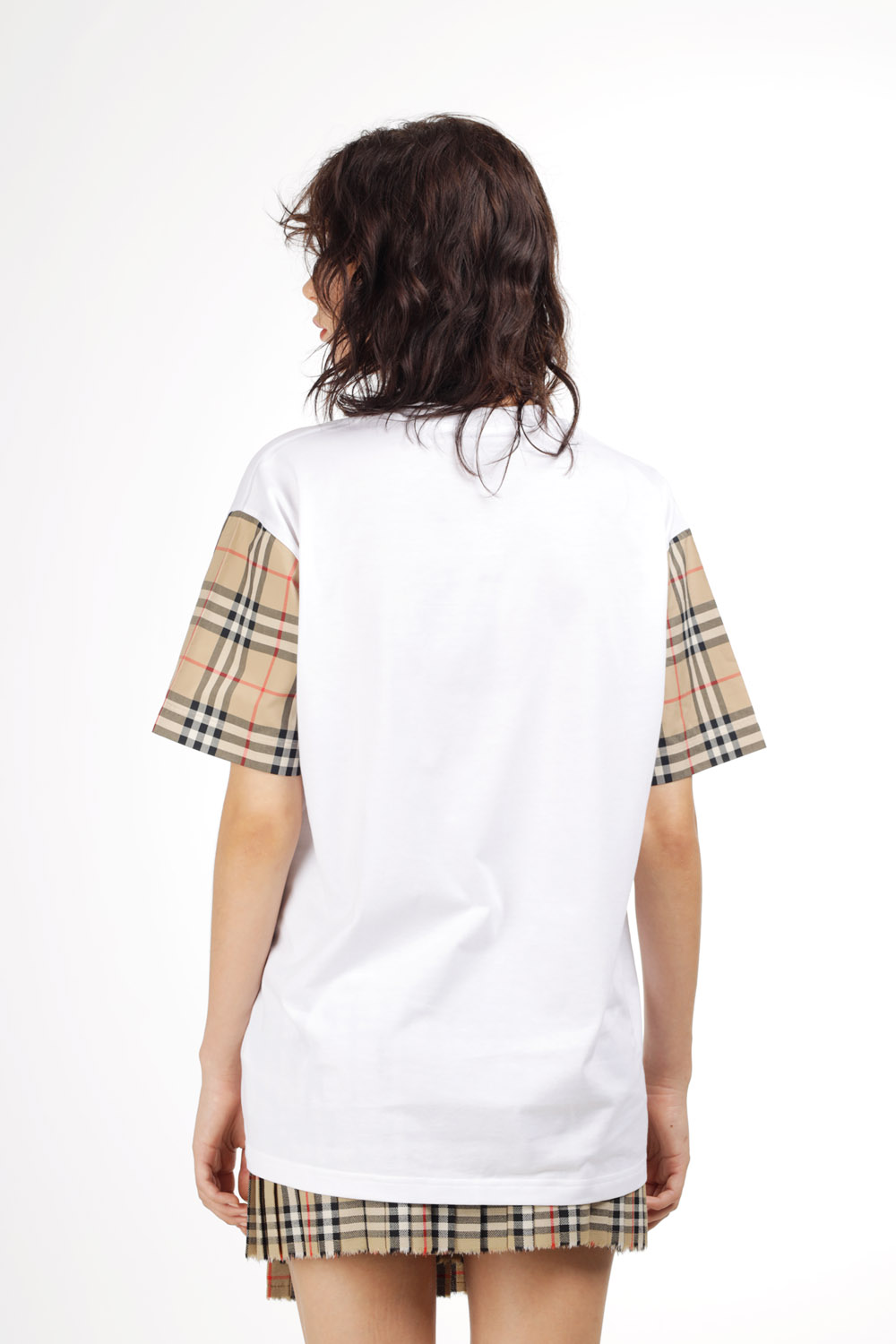 BURBERRY Women Vintage Check on Sleeves Oversized T-Shirt in White/Archive Beige 3