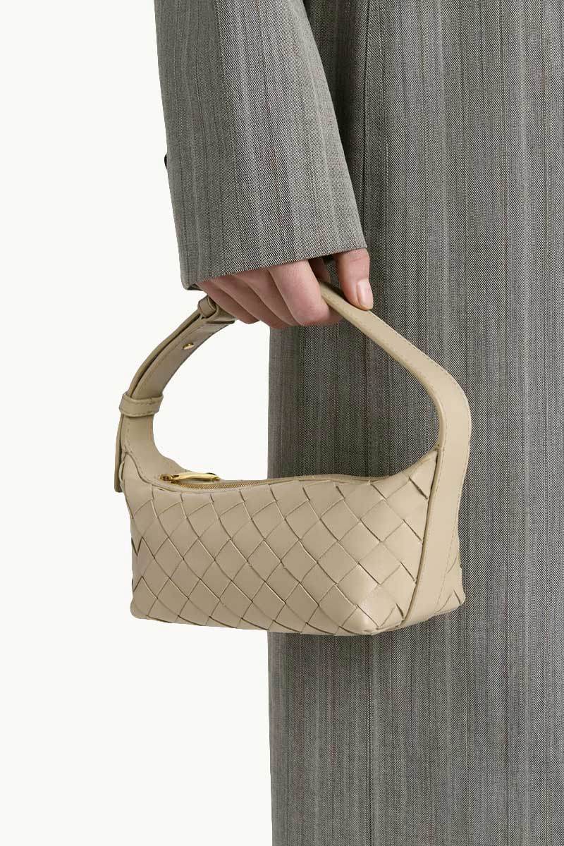 BOTTEGA VENETA Wallace Town Intrecciato Pouch Shoulder Bag in Ecru GHW Leather 3