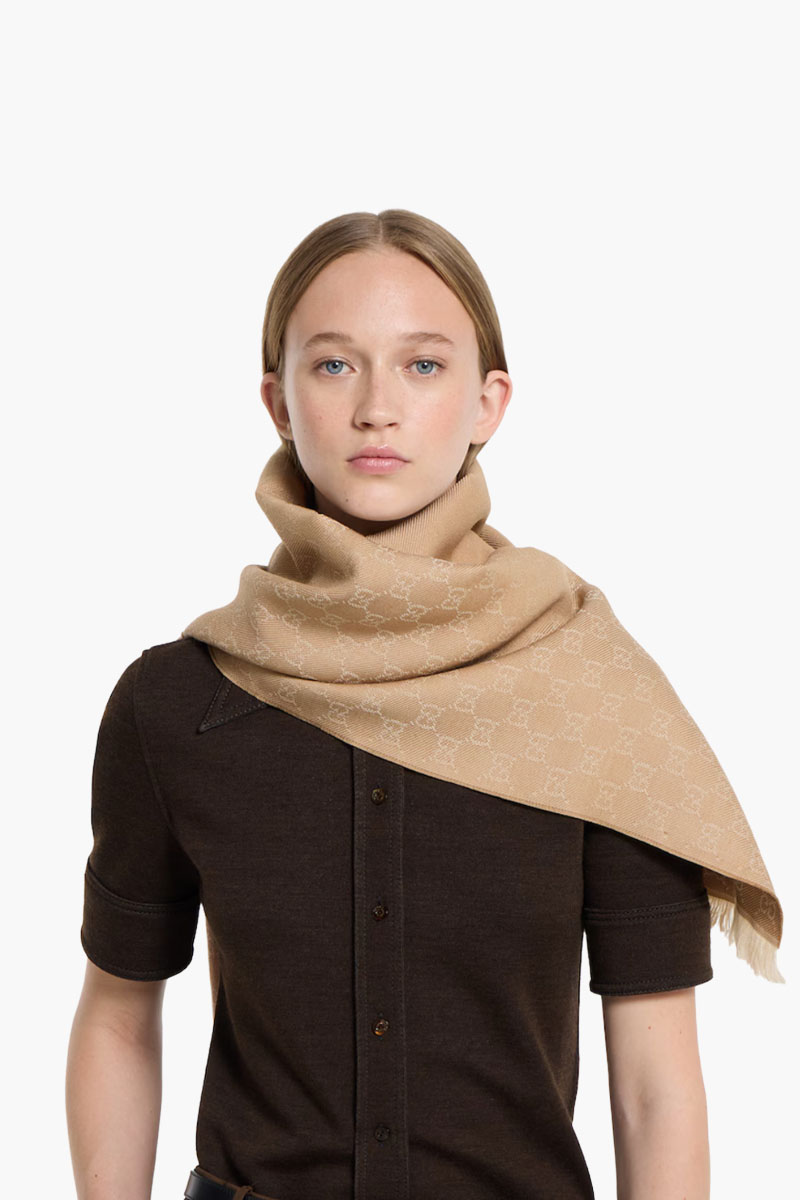 GUCCI GG Jacquard Scarf in Beige/Ivory Wool 2