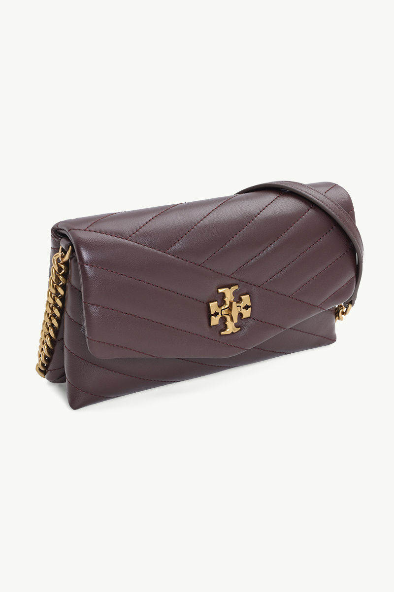 TORY BURCH Kira Chevron Wallet on Chain in Tempranillo 2