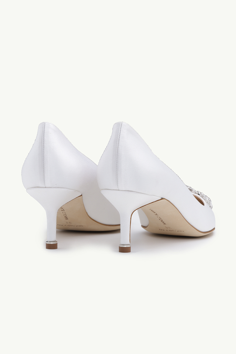 MANOLO BLAHNIK Hangisi 5cm Pumps in Light Cream Satin with White Crystal 2