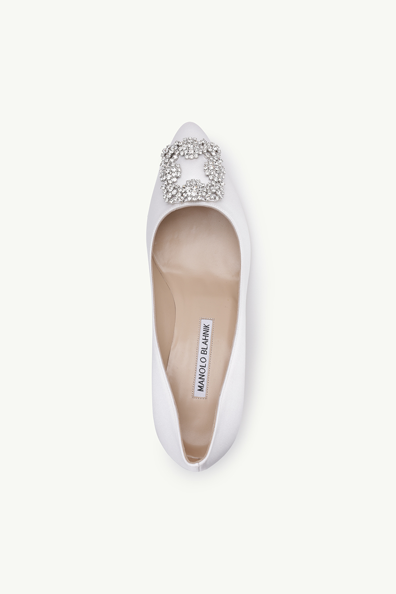 MANOLO BLAHNIK Hangisi 5cm Pumps in Light Cream Satin with White Crystal 3