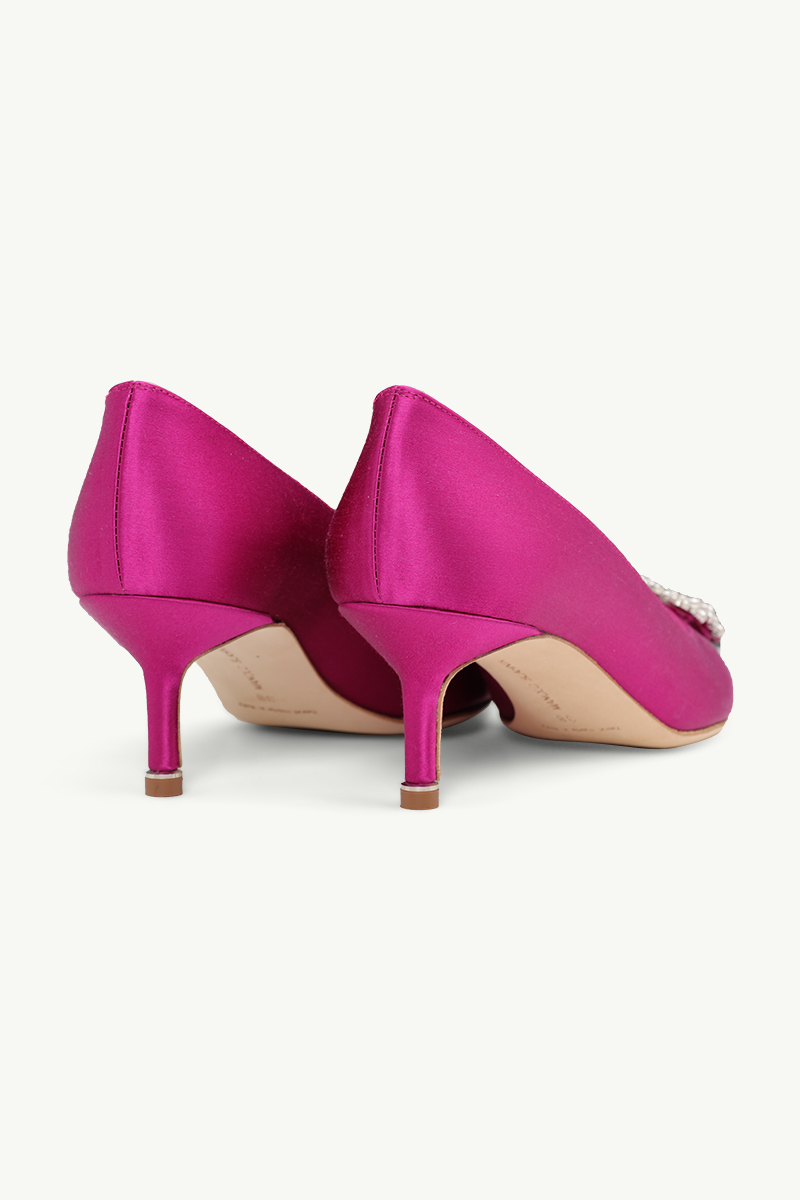 MANOLO BLAHNIK Hangisi 5cm Pumps in Fuchsia Satin with White Crystal 2