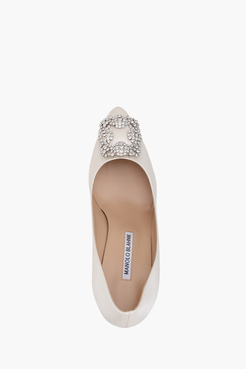 MANOLO BLAHNIK Hangisi 9cm Pumps in Cream Satin with White Crystal 3