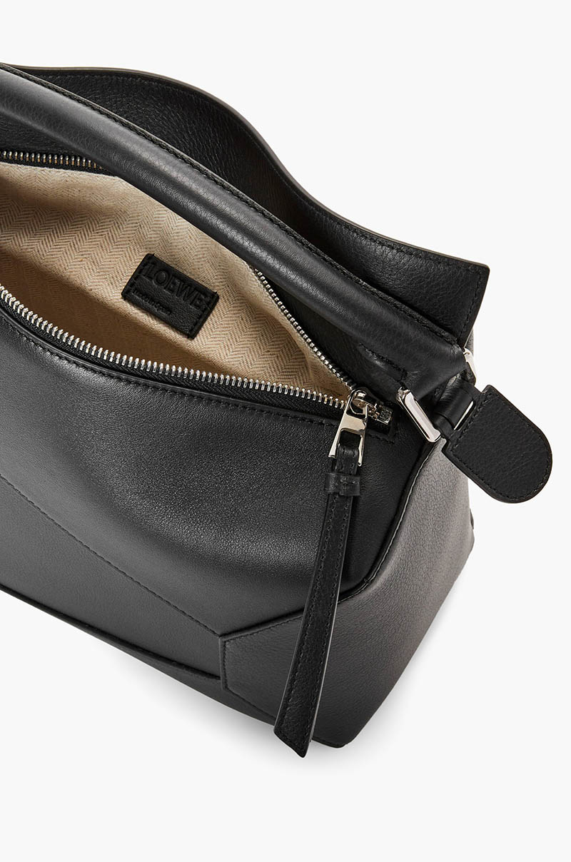 LOEWE Medium Puzzle Bag in Black Classic Calfskin 4