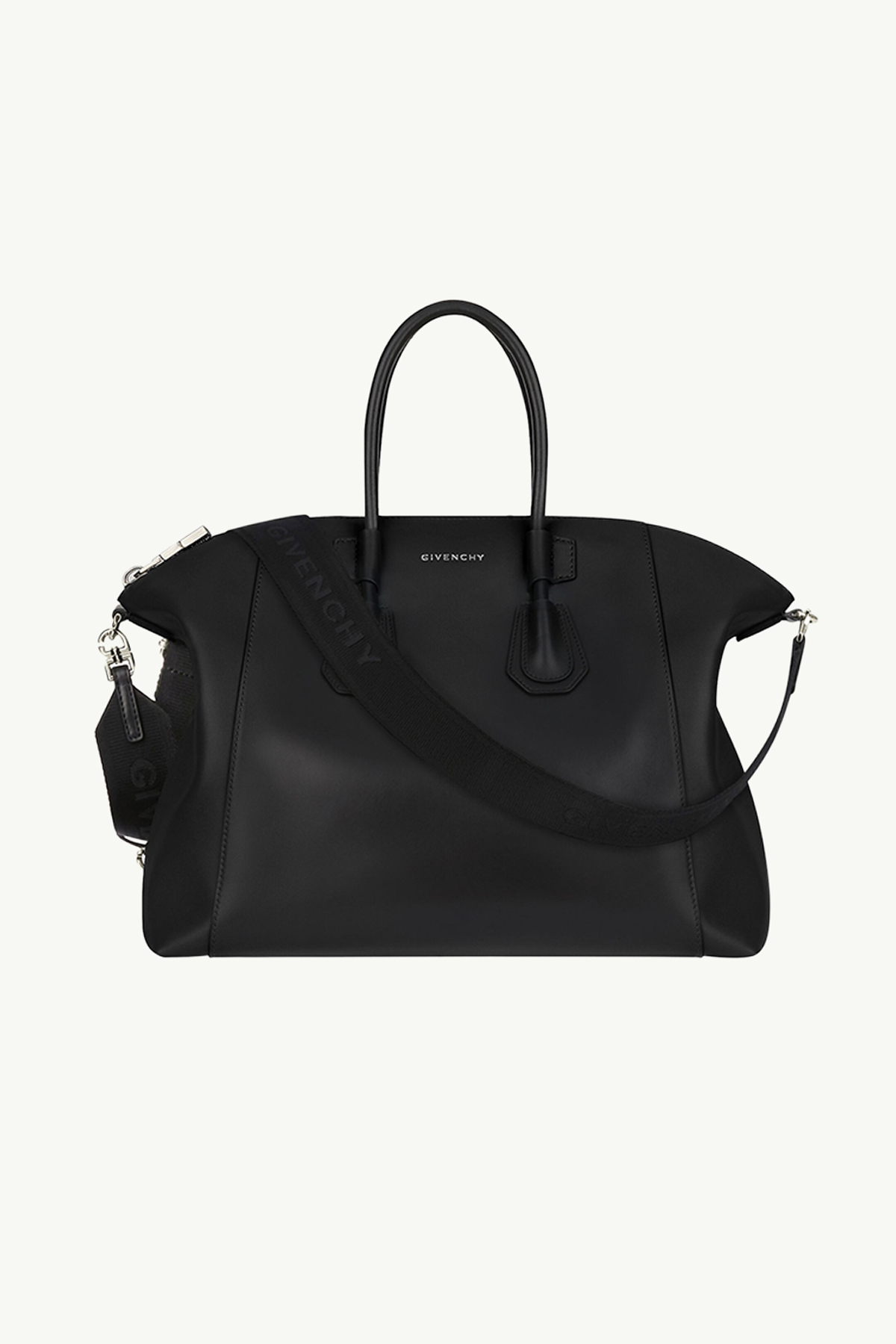 GIVENCHY Small Antigona Sport Bag in Black Smooth Leather 0